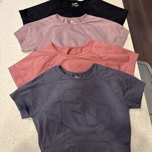 Women's Medium Gym Tops